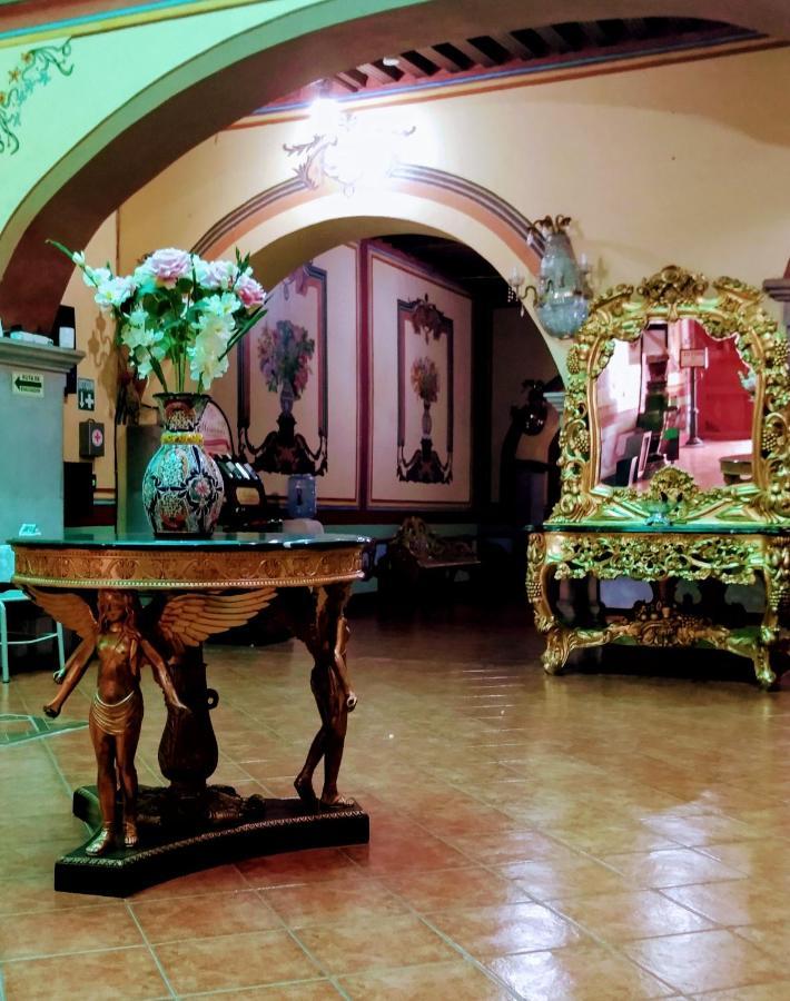 Hotel Gran Misiones Querétaro Esterno foto